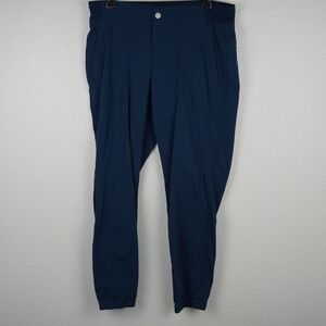 Athleta Blue Lightweight Tapered Jogger Pants Womens Size 8 Travel Active Hiking